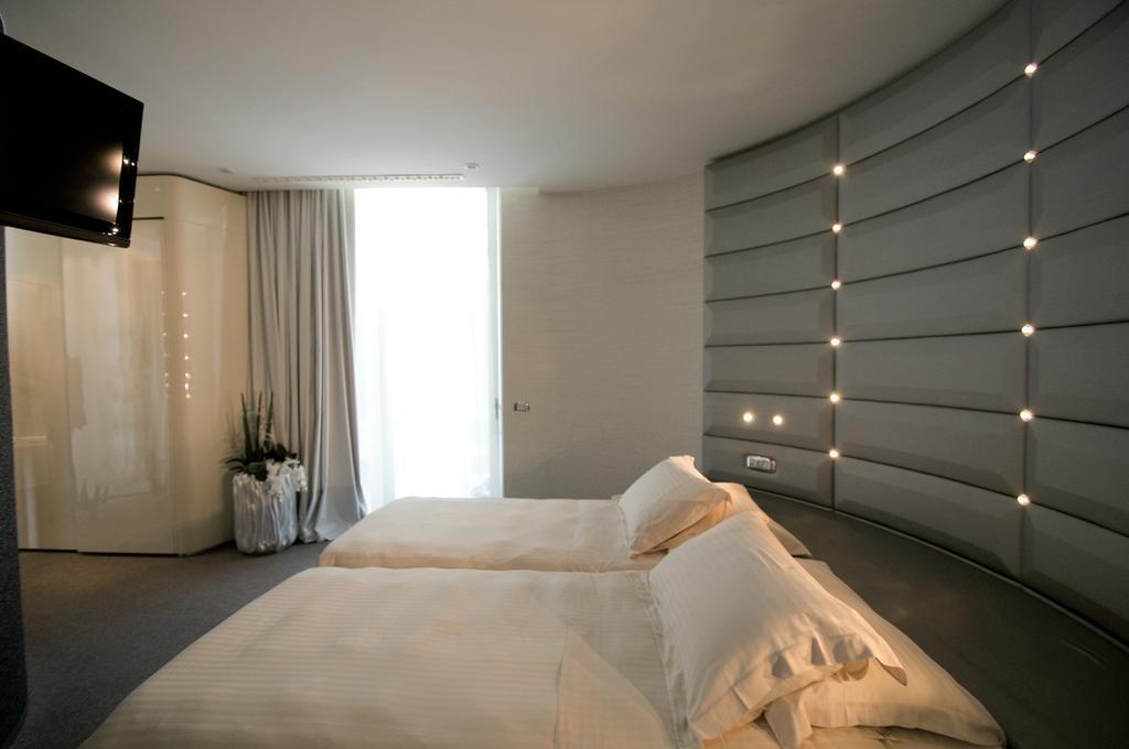 Hotel Waldorf- Premier Resort Milano Marittima Kültér fotó