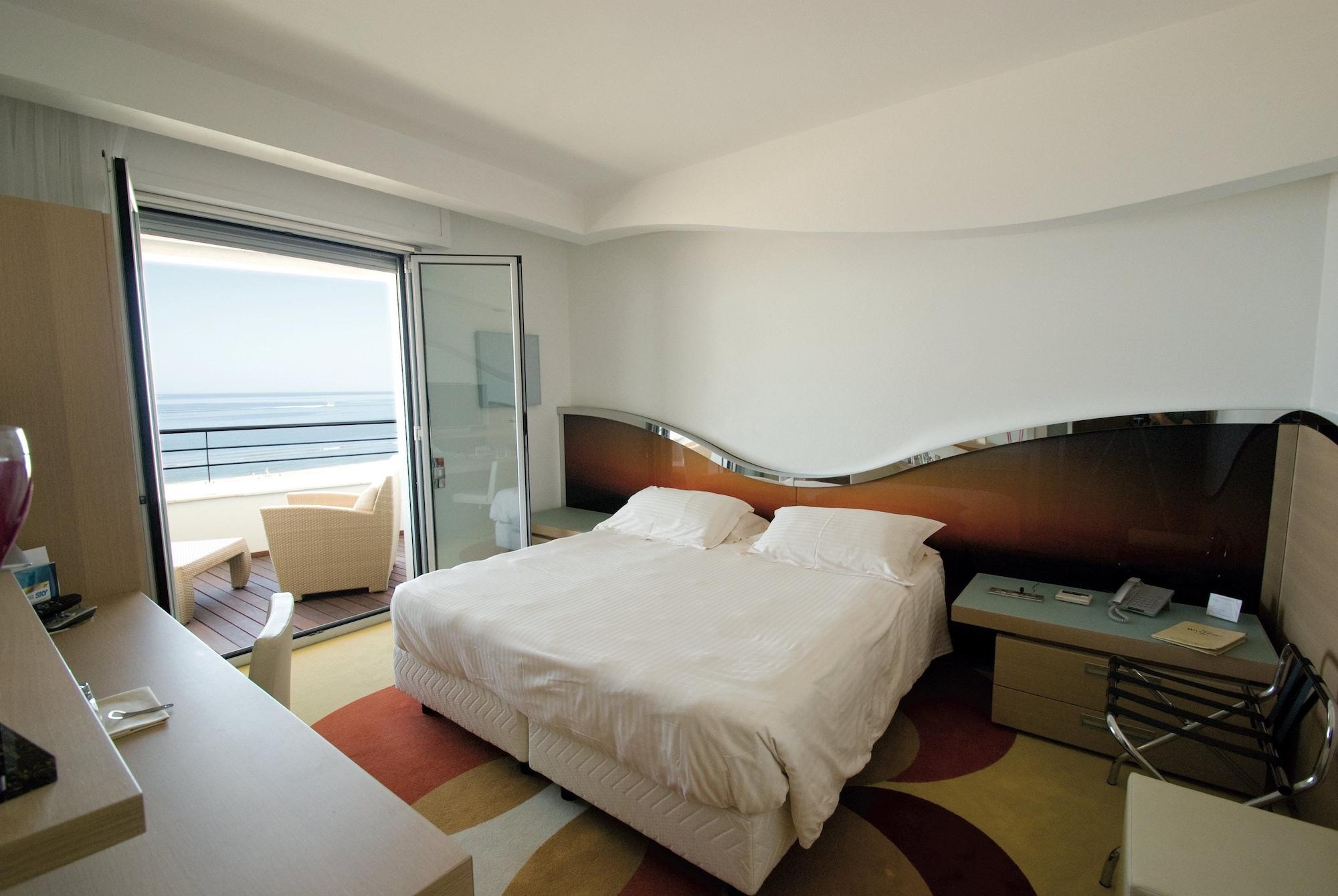 Hotel Waldorf- Premier Resort Milano Marittima Kültér fotó