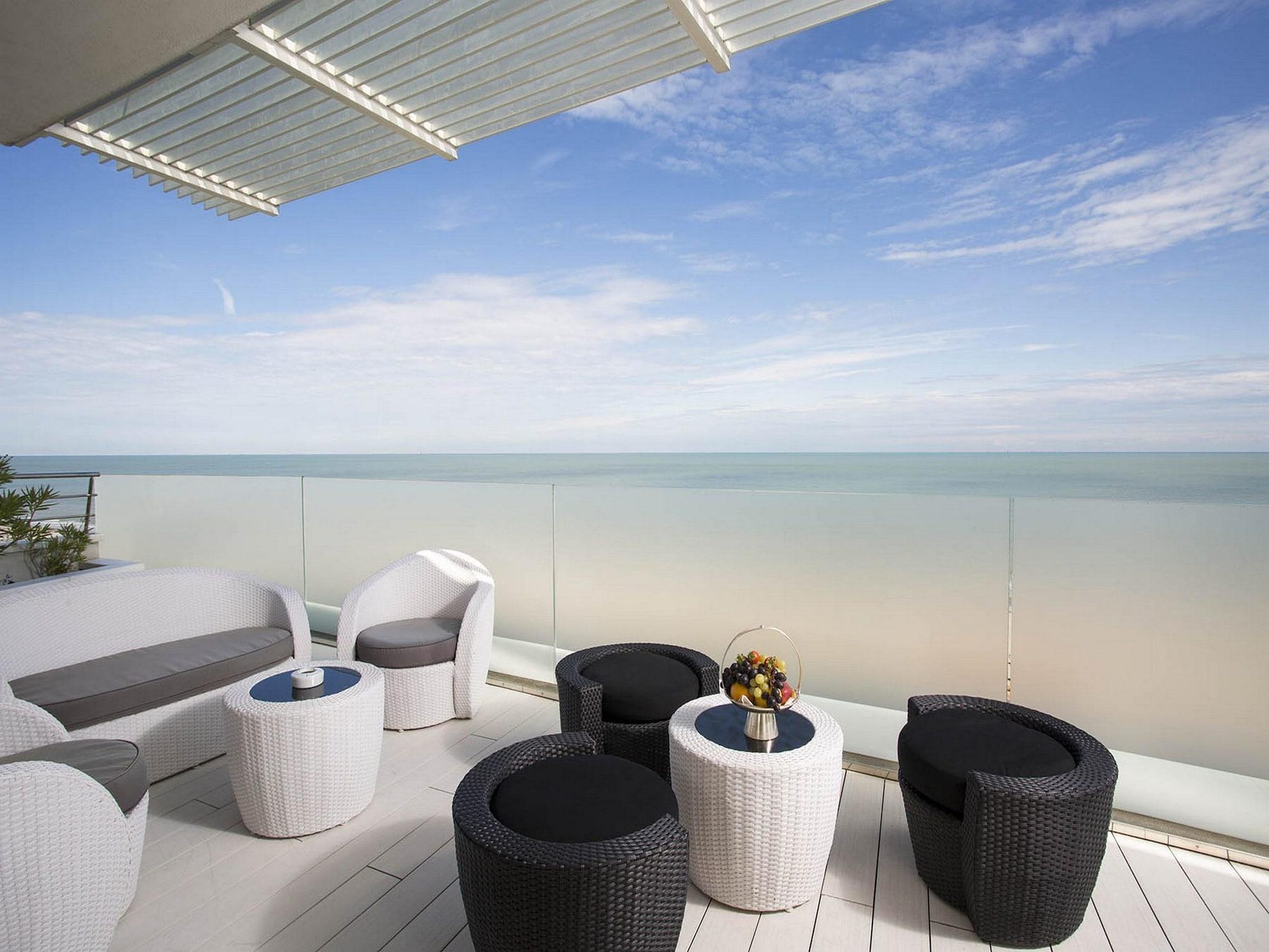 Hotel Waldorf- Premier Resort Milano Marittima Kültér fotó