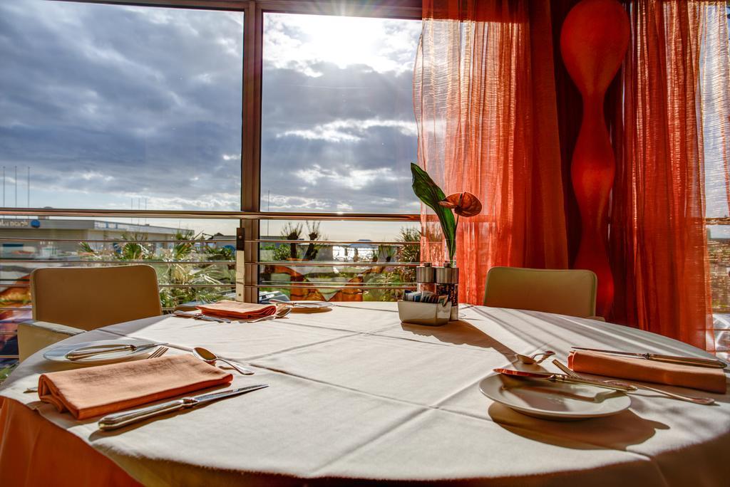 Hotel Waldorf- Premier Resort Milano Marittima Kültér fotó