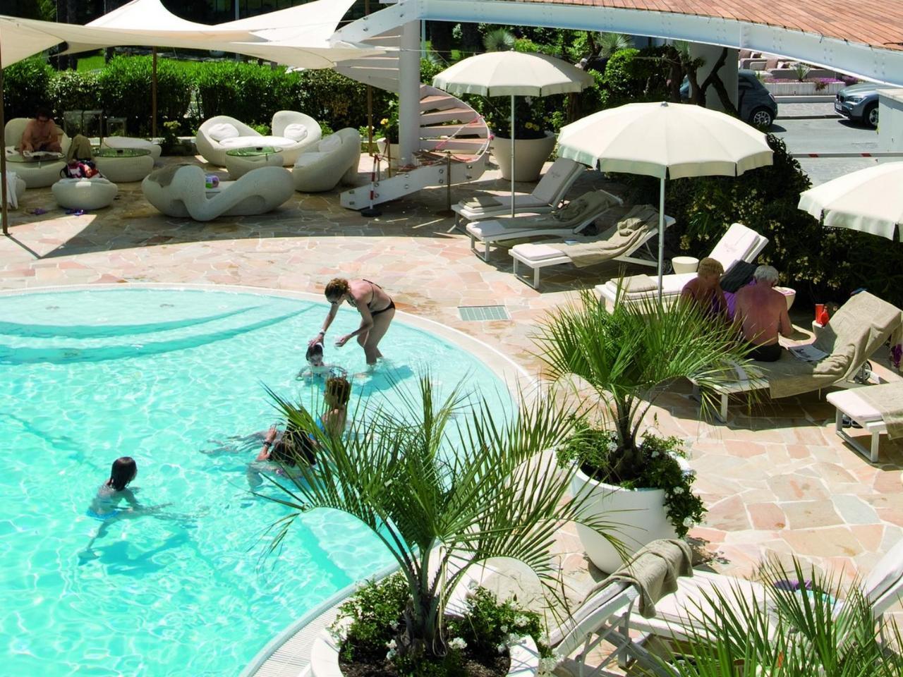 Hotel Waldorf- Premier Resort Milano Marittima Kültér fotó